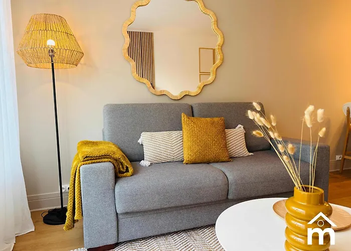 St Honore Champs Elysees By Melvane Paris