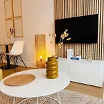 St Honore Champs Elysees By Melvane Париж